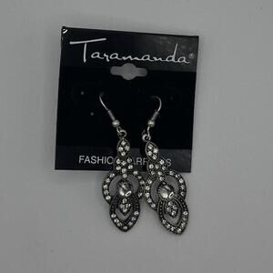 Taramanda Vintage-Inspired Drop Earrings – Rhinestone Filigree Dangles